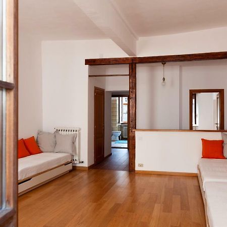 Maison Isabella - Appartamento nel cuore di Aosta Esterno foto